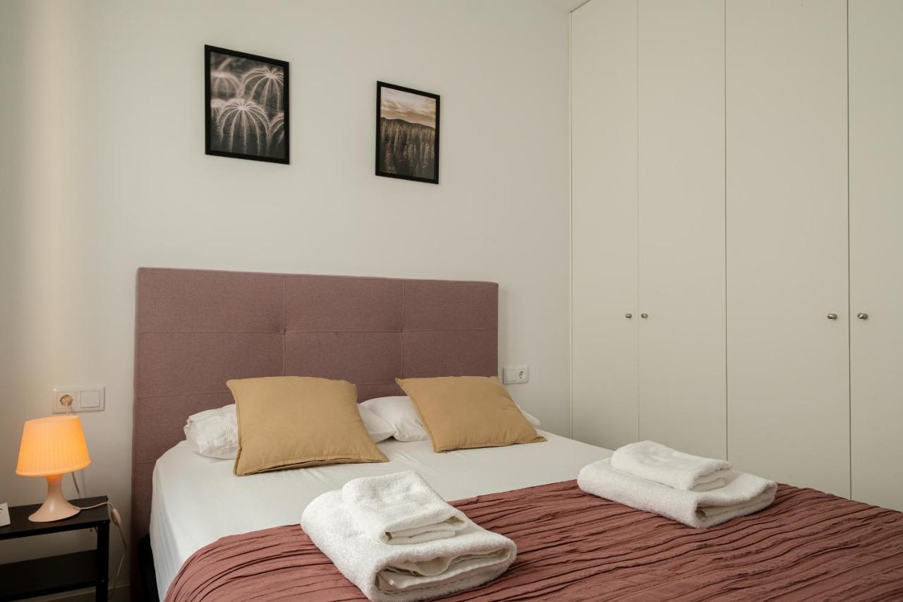 Modern, Stylish & Comfortable Apartment Valencia Bagian luar foto